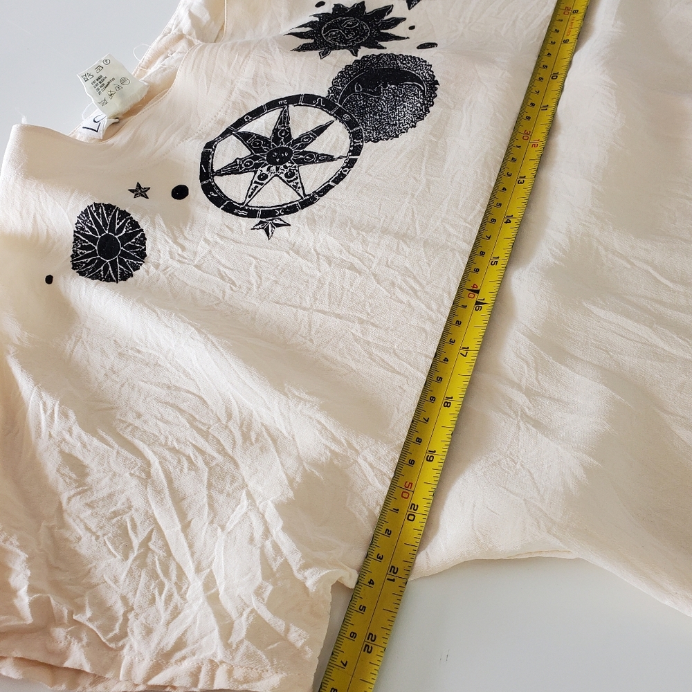 Vintage Laurel 38 By escada 1980 100% Silk Blouse Cream Celestial Sun Moon Stars - Picture 15 of 16